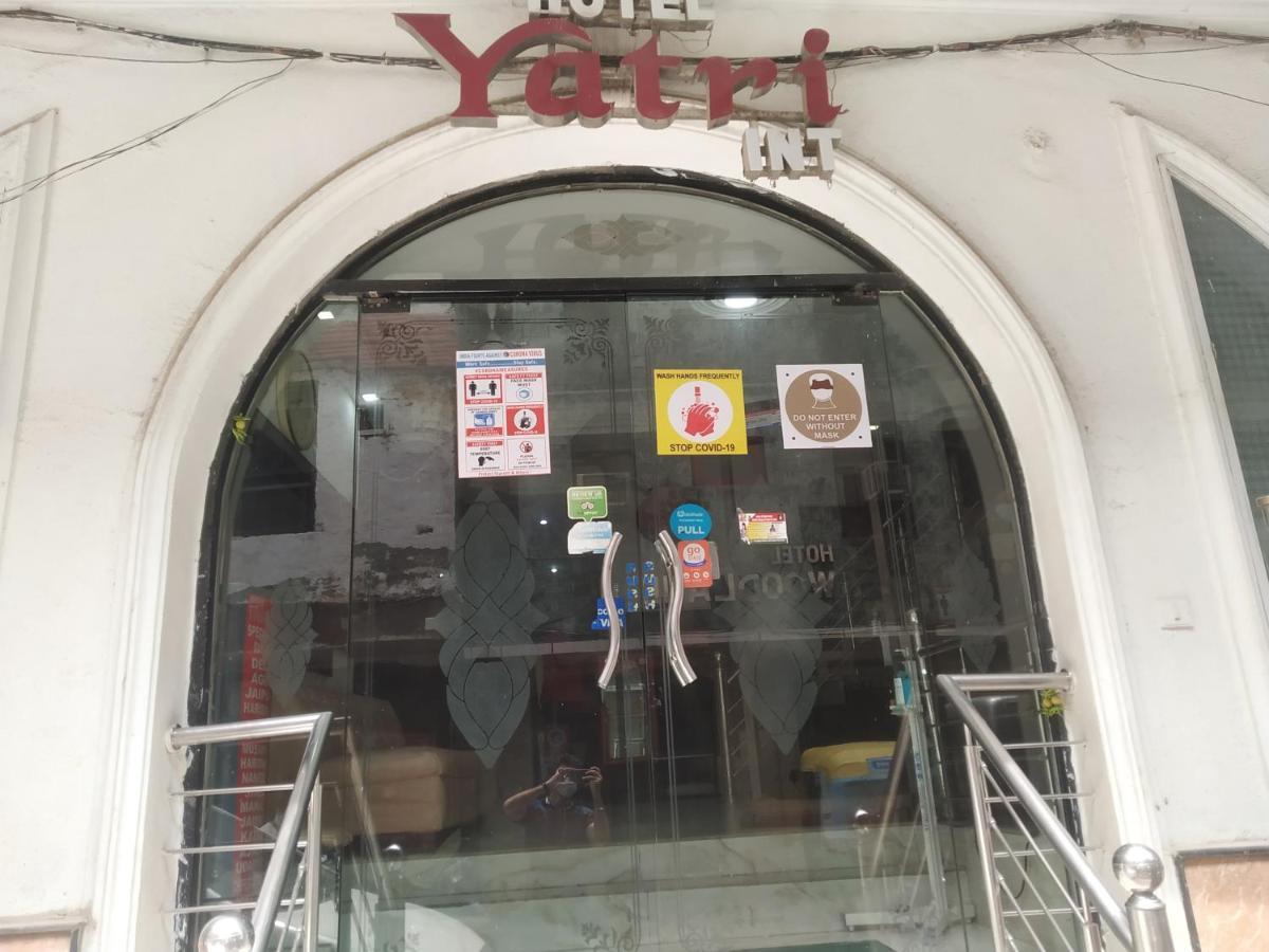 Hotel Yatri International New Delhi Bagian luar foto